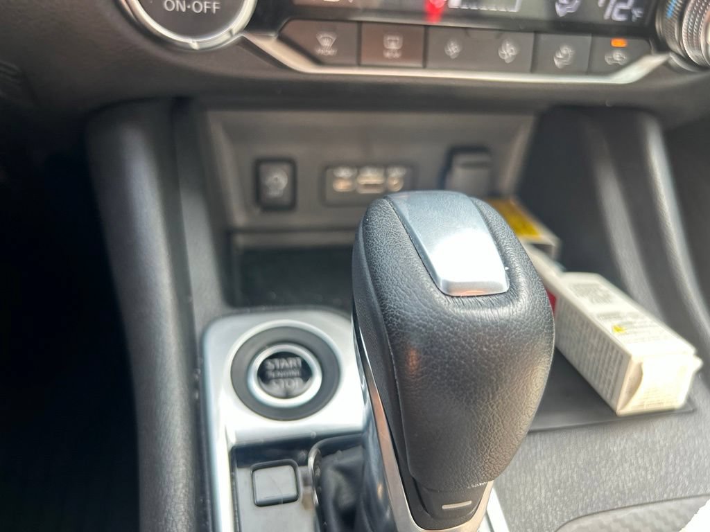 Certified 2024 Nissan Sentra SR FWD image 16