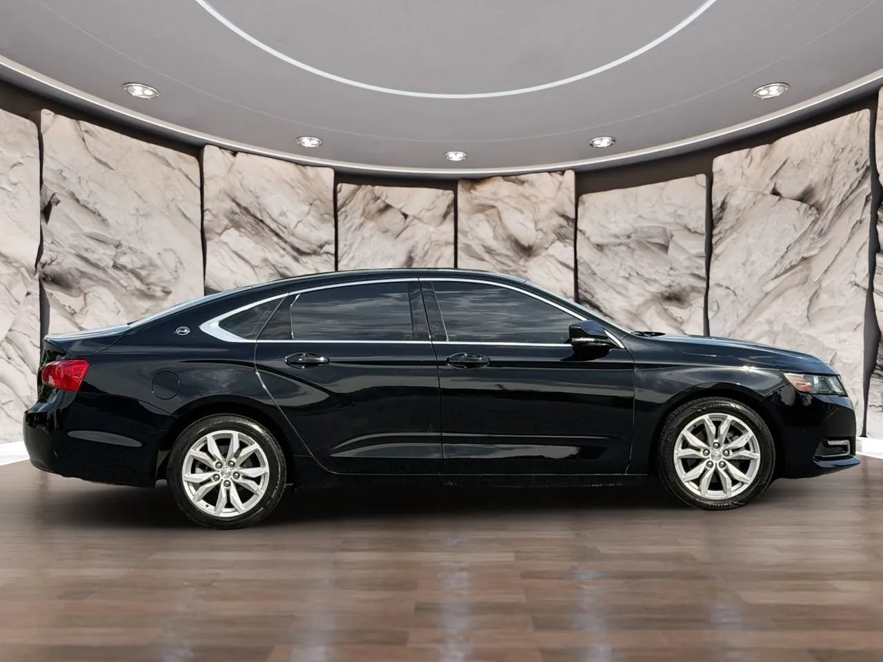 Used 2019 Chevrolet Impala LT FWD image 10