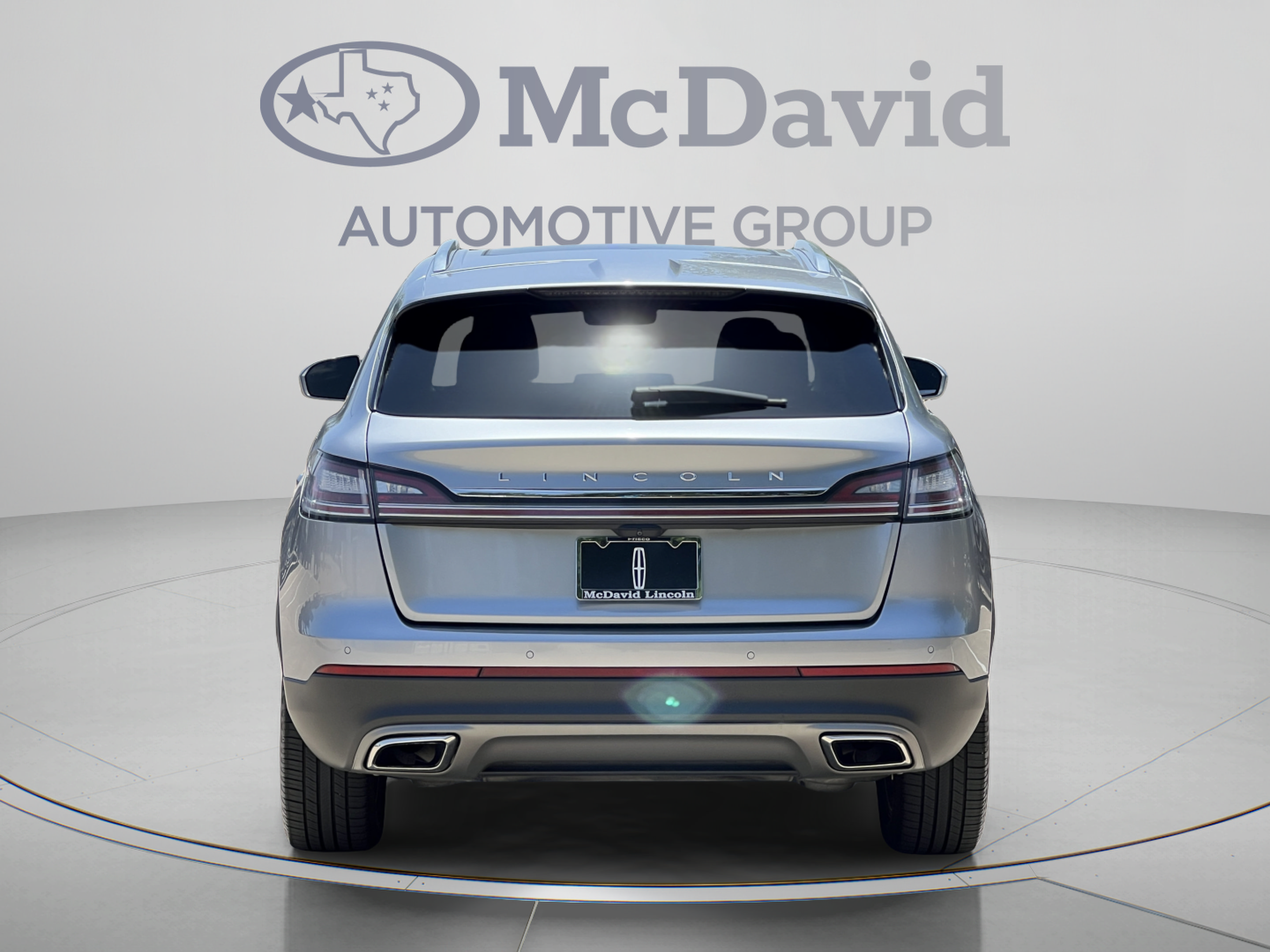 Used 2023 Lincoln Nautilus Reserve w/ Luxury Package AWD/4WD image 6