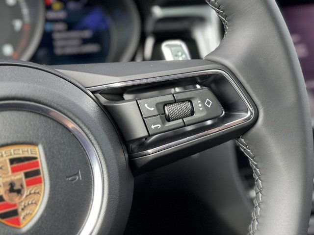 New 2026 Porsche Macan image 22