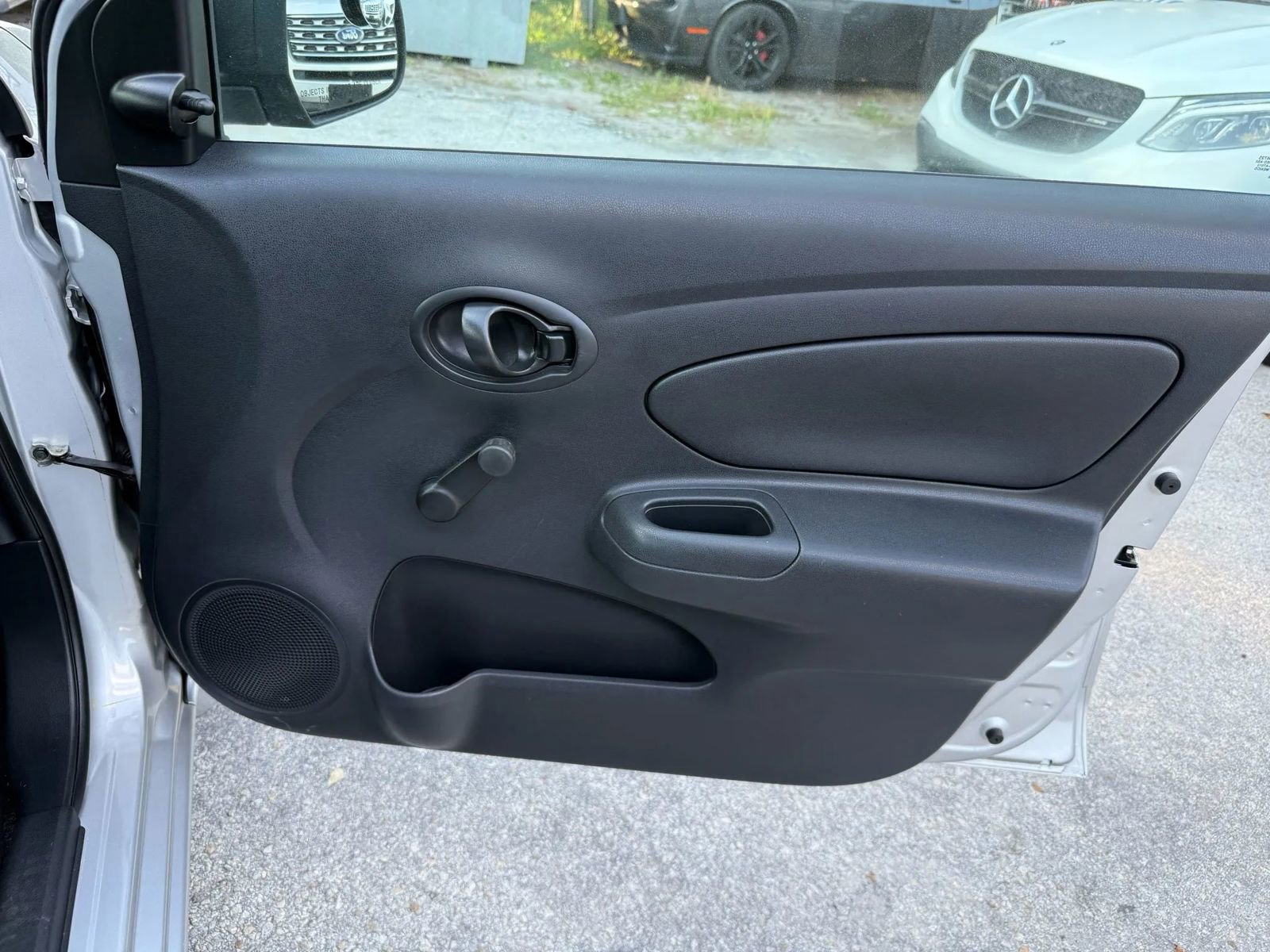 Used 2015 Nissan Versa S Plus image 18