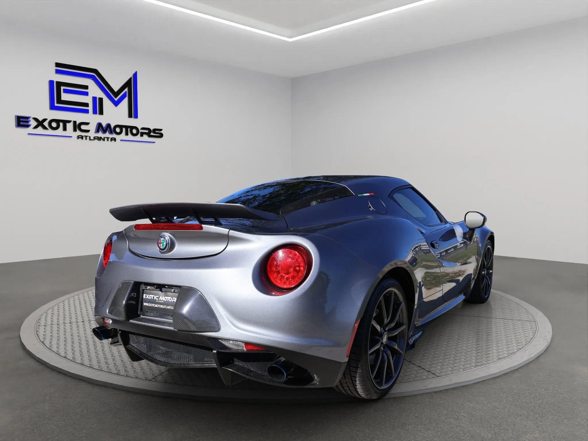 Used 2017 Alfa Romeo 4C Coupe image 6