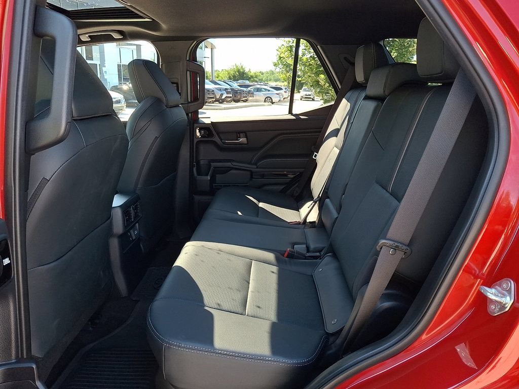Used 2026 Toyota 4Runner Limited AWD/4WD image 10