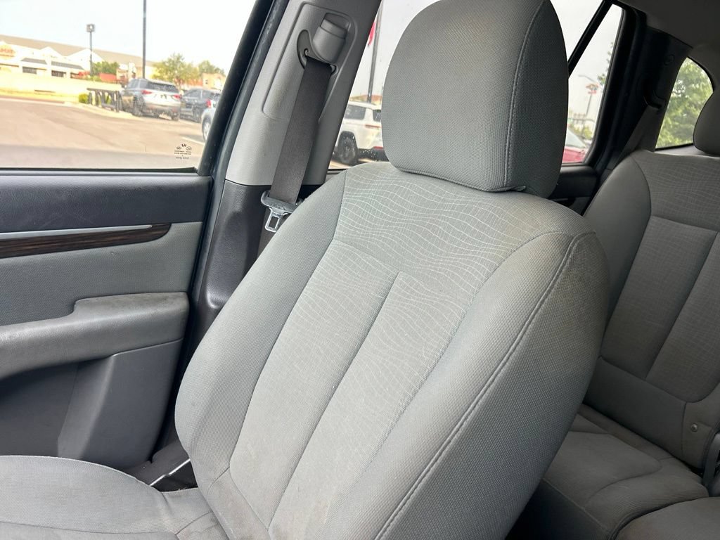 Used 2011 Hyundai Santa Fe GLS FWD image 19