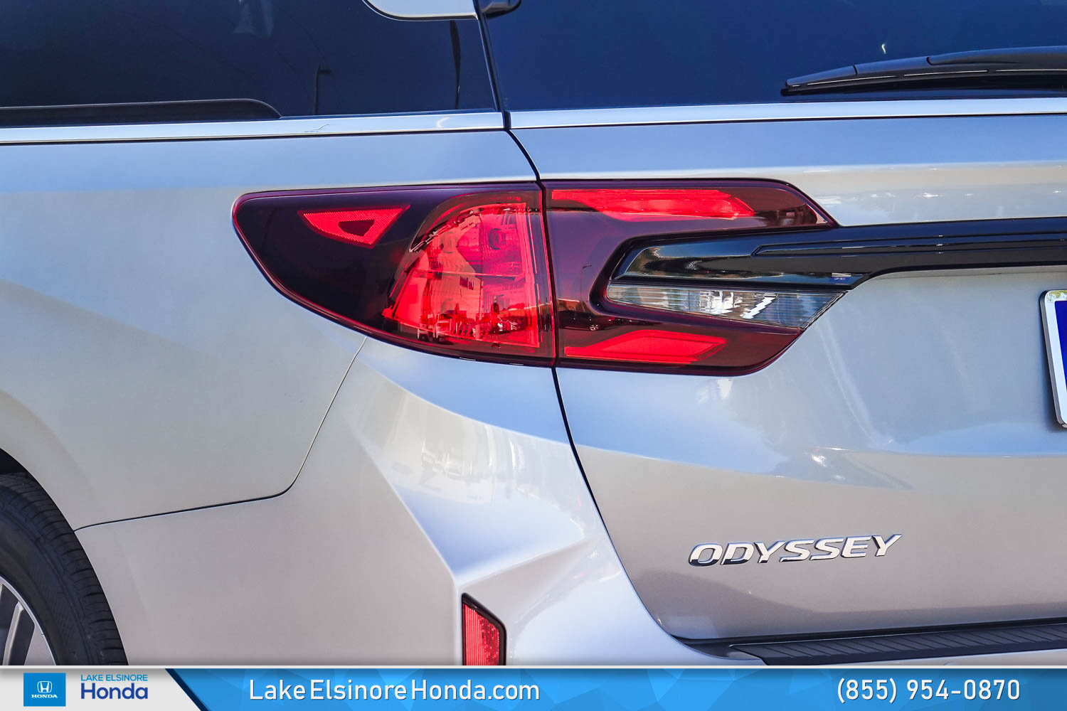 New 2026 Honda Odyssey Touring image 12