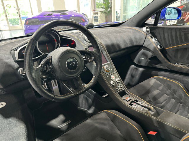 Used 2015 McLaren 650S Spider RWD image 66