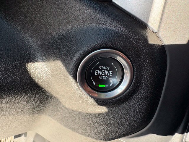 Used 2020 Chevrolet Silverado 2500 LT w/ Texas Edition AWD/4WD image 24