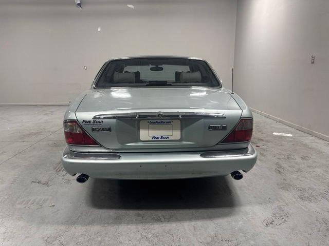 Used 2000 Jaguar XJ8 RWD image 7