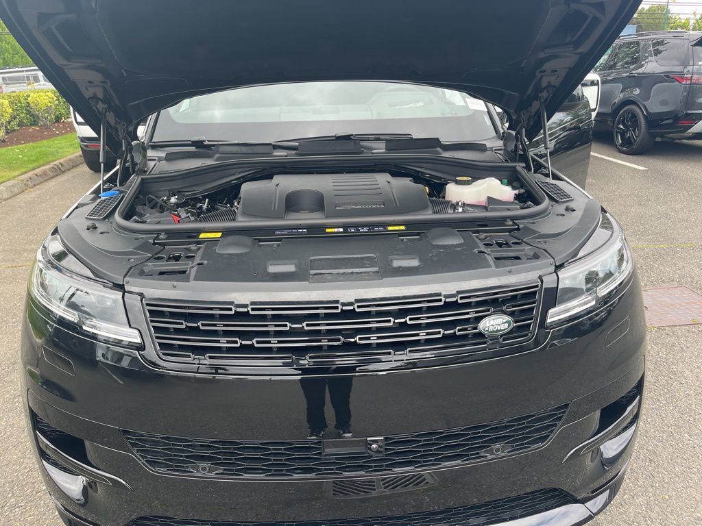 New 2026 Land Rover Range Rover Sport Dynamic SE AWD/4WD image 29