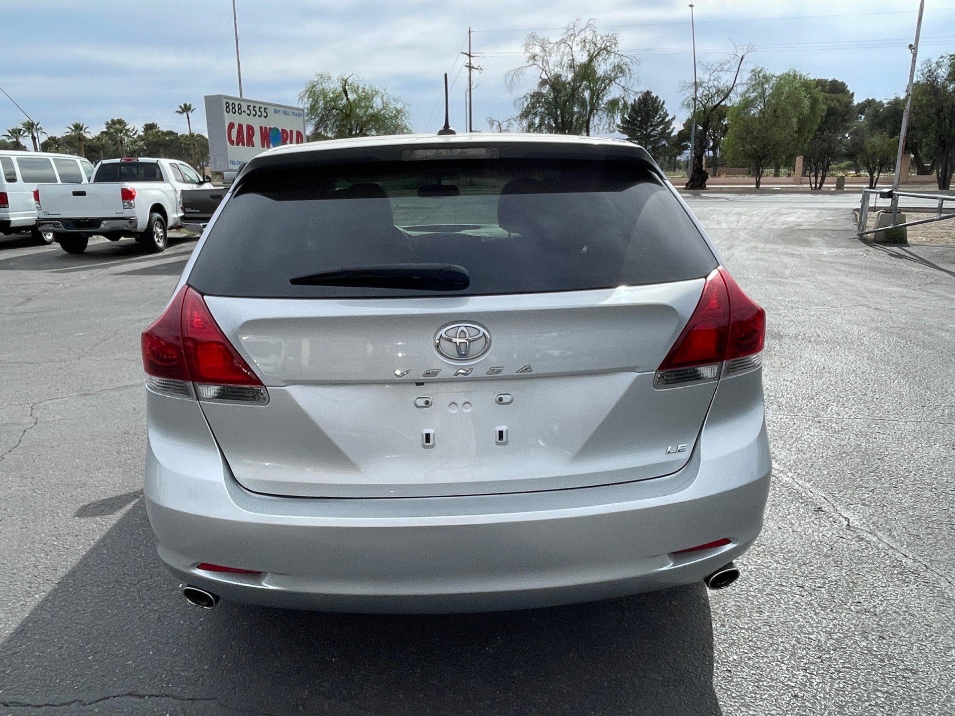 Used 2014 Toyota Venza LE w/ LE Convenience Package FWD image 4