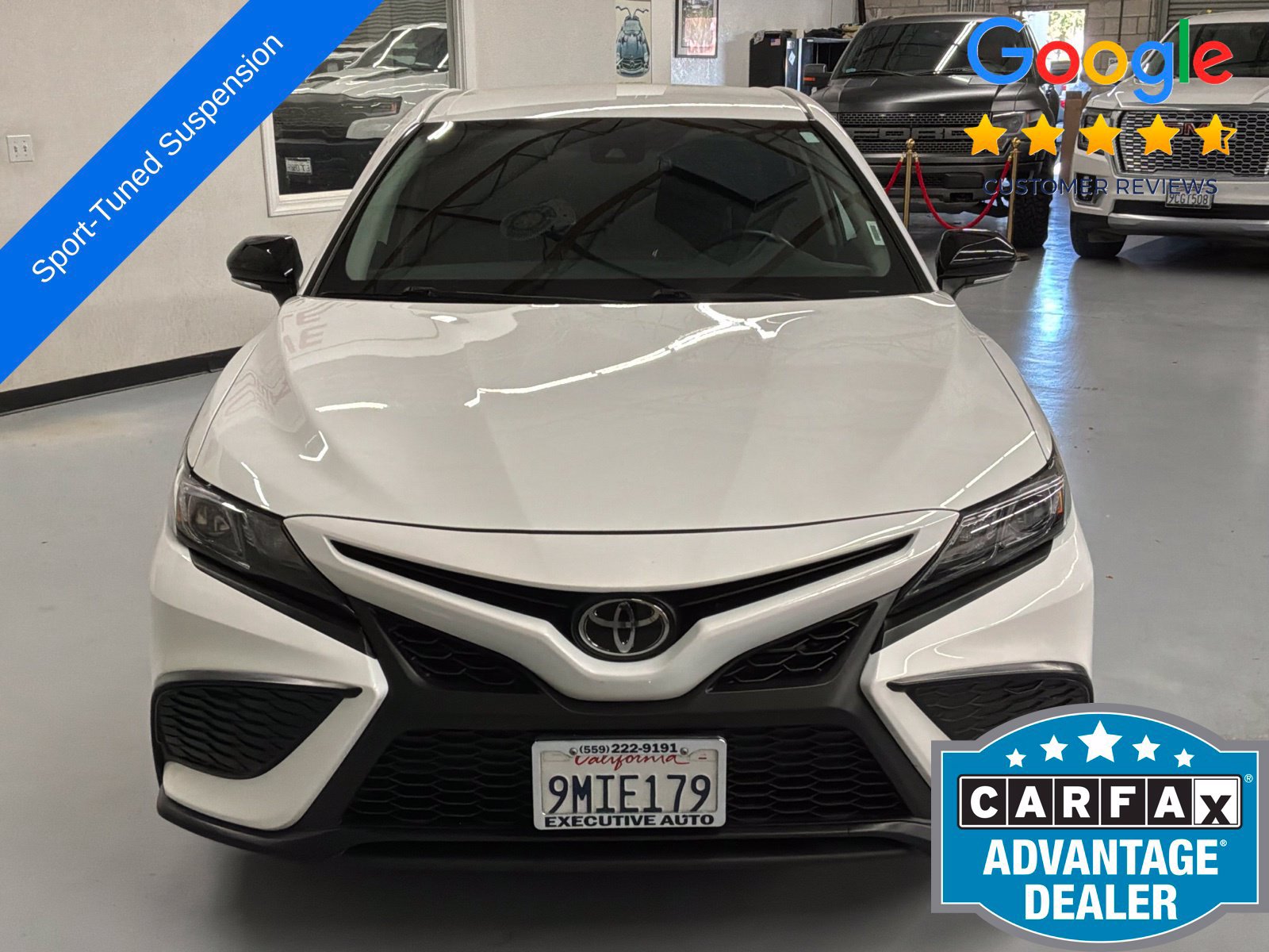 Used 2024 Toyota Camry SE FWD image 2