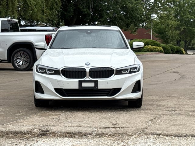 Used 2024 BMW 330e xDrive AWD/4WD image 2