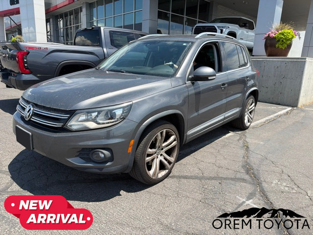 Used 2013 Volkswagen Tiguan SEL FWD image 2