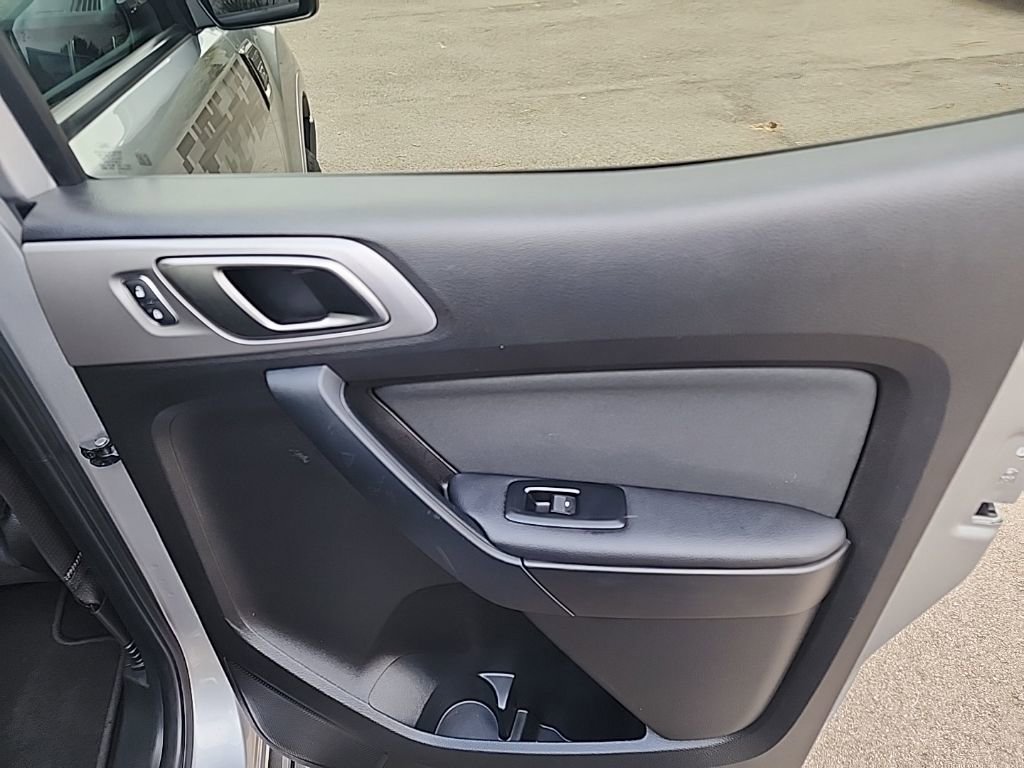 Used 2022 Ford Ranger XLT w/ Equipment Group 301A Mid AWD/4WD image 27