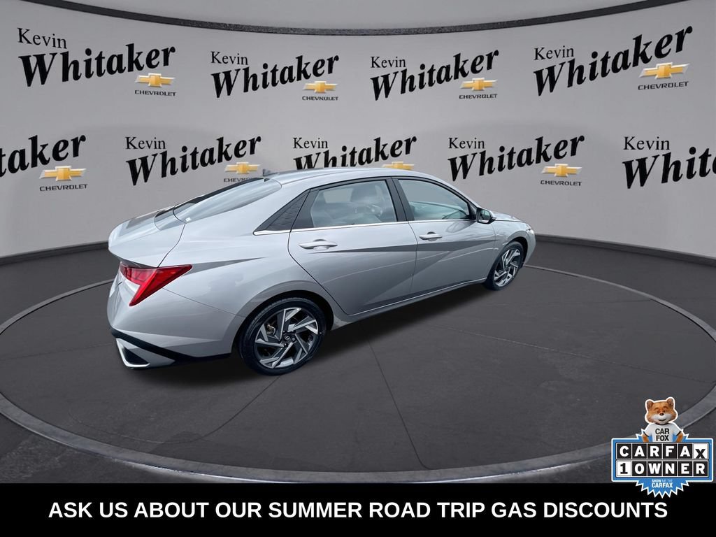 Used 2024 Hyundai Elantra Limited FWD image 9