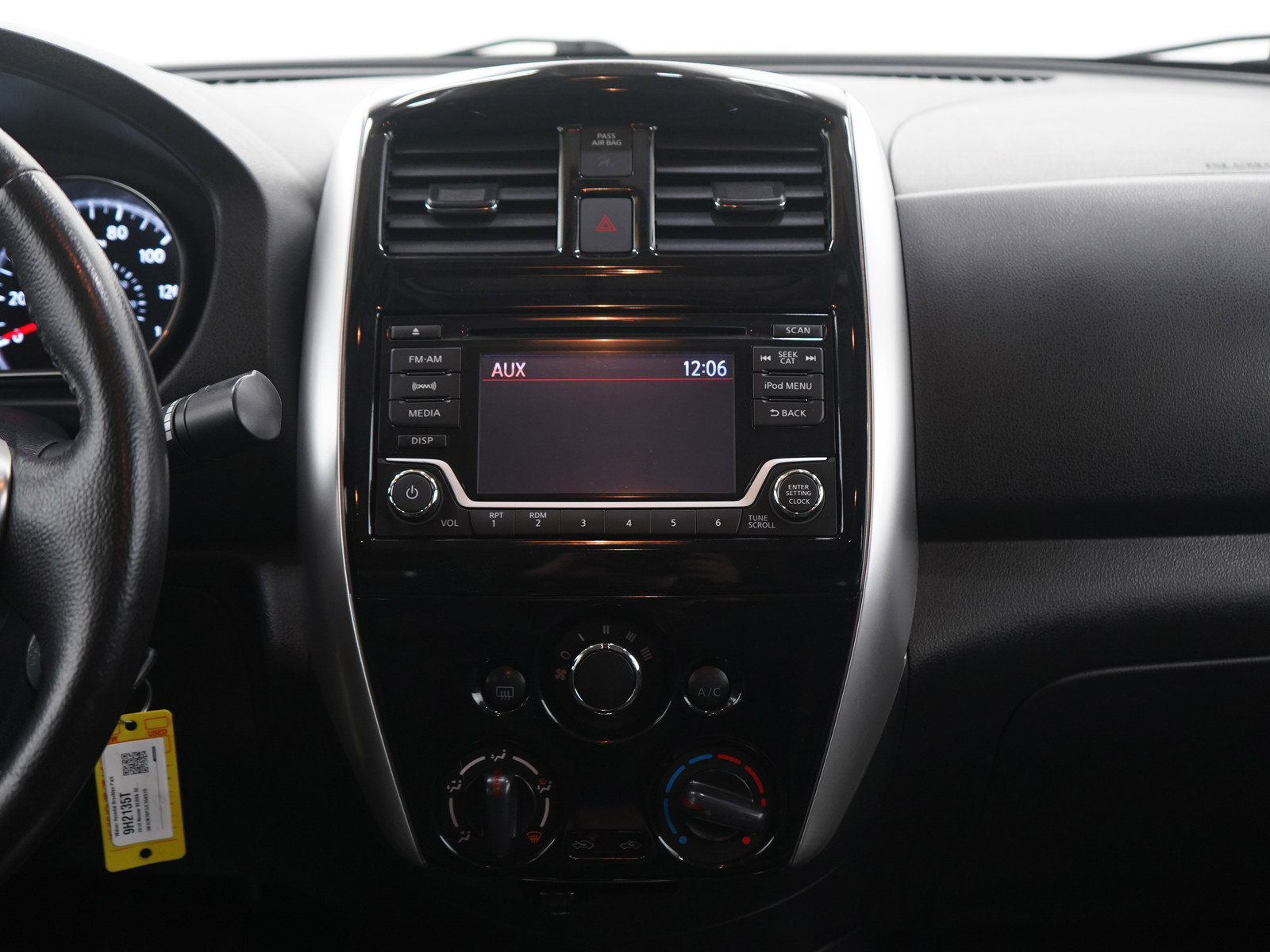 Used 2018 Nissan Versa SV w/ SV Special Edition Package FWD image 15