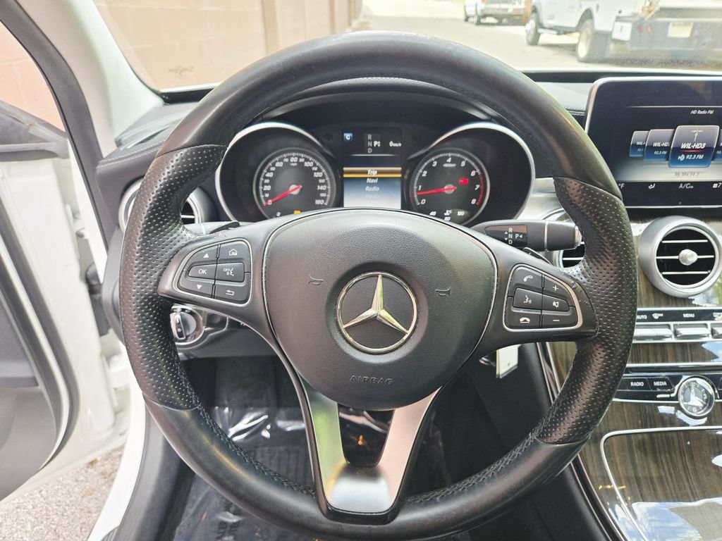 Used 2016 Mercedes-Benz C 300 4MATIC Sedan image 19