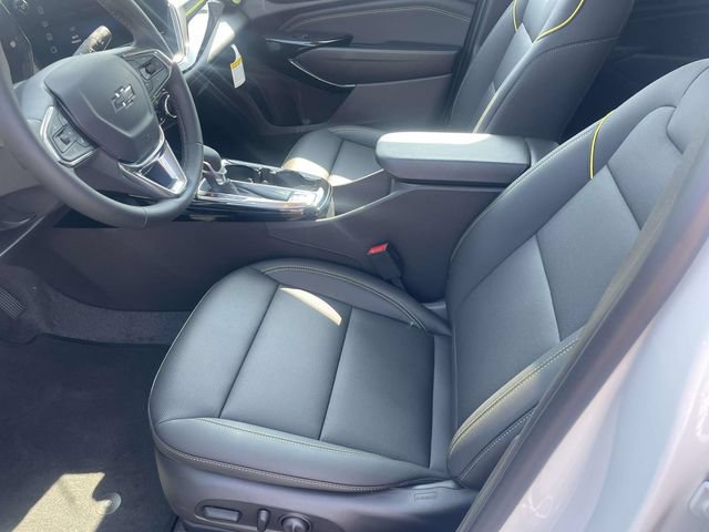 New 2026 Chevrolet Trax ACTIV w/ Sunroof Package FWD image 12