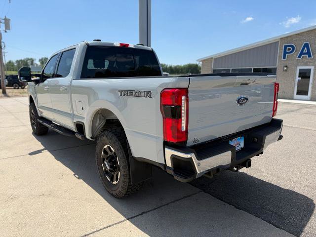Certified 2025 Ford F250 Lariat w/ Tremor Off-Road Package AWD/4WD image 4