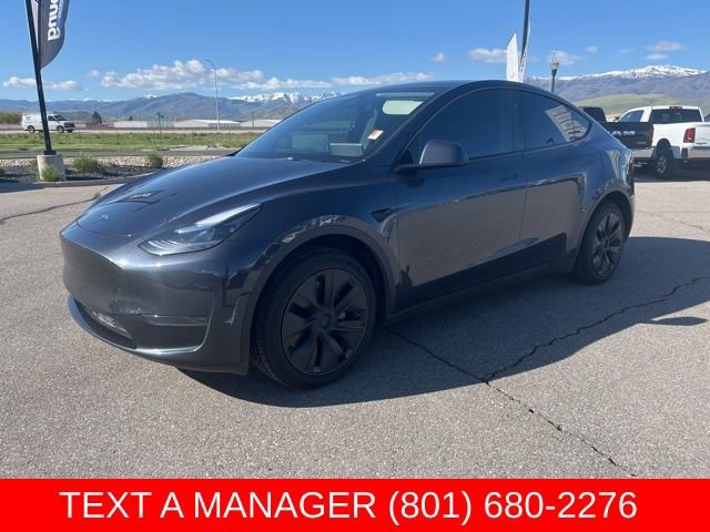 Used 2025 Tesla Model Y Long Range RWD image 8