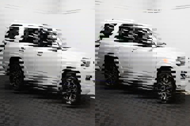 Used 2016 Toyota 4Runner Limited image 3