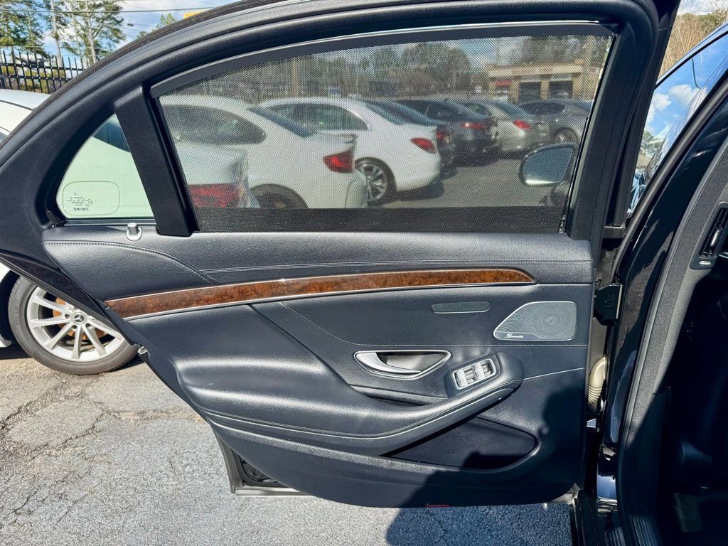 Used 2015 Mercedes-Benz S 550 4MATIC Sedan image 36