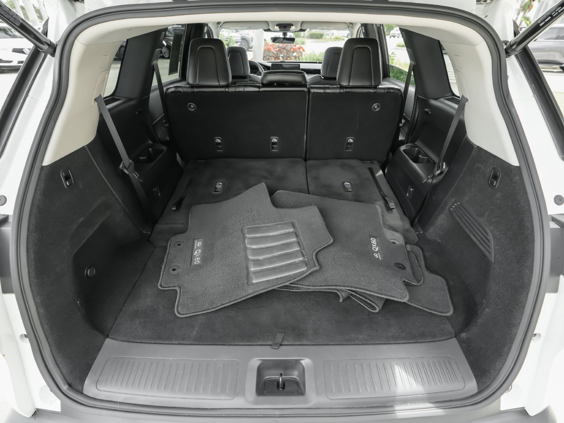 Used 2024 INFINITI QX60 Pure FWD image 22
