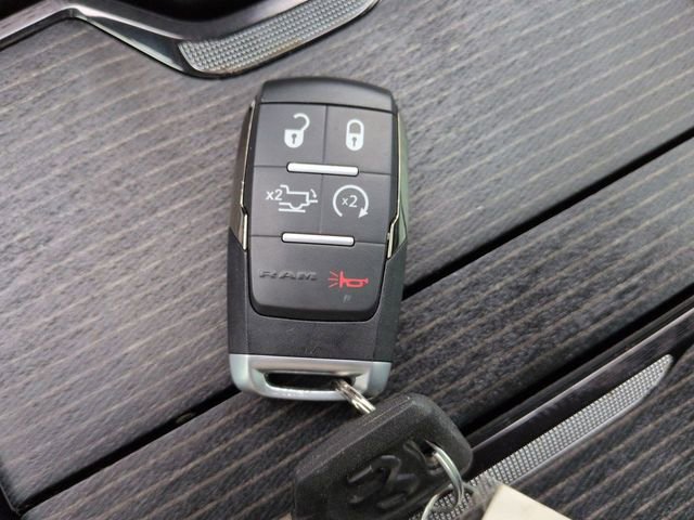 Used 2022 RAM 2500 Limited image 30