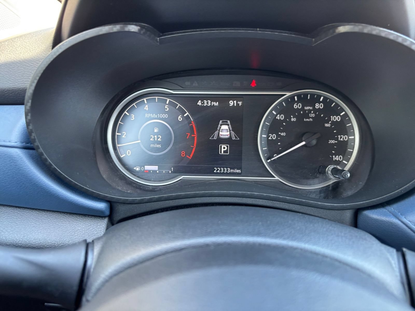 Used 2025 Nissan Versa SV FWD image 39