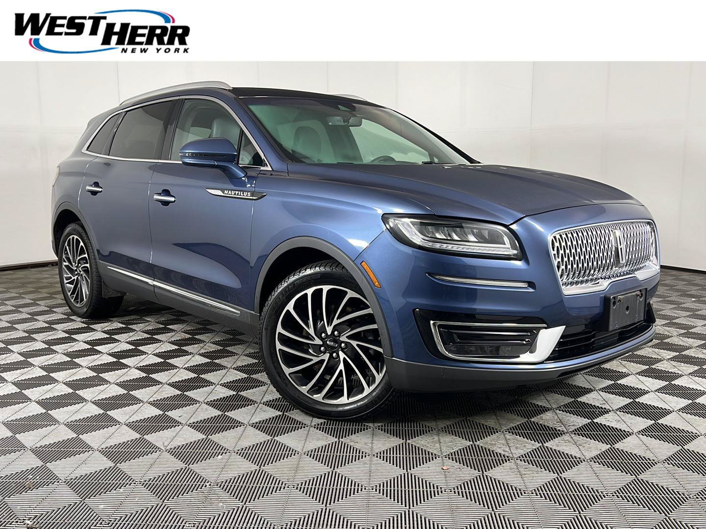 Used 2019 Lincoln Nautilus Reserve AWD/4WD image 1