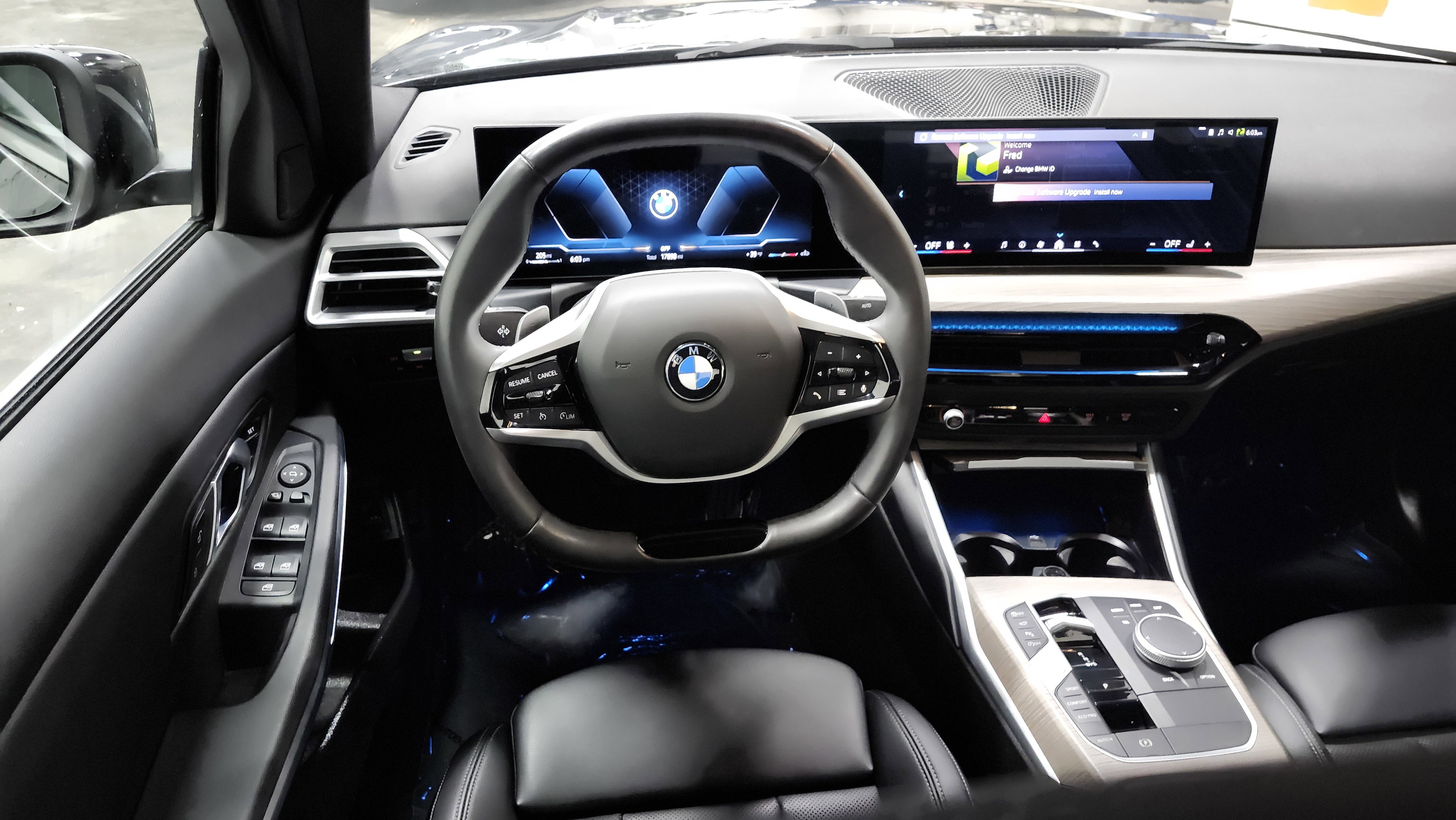 Used 2025 BMW 330i xDrive 330i xDrive w/ Convenience Package image 29