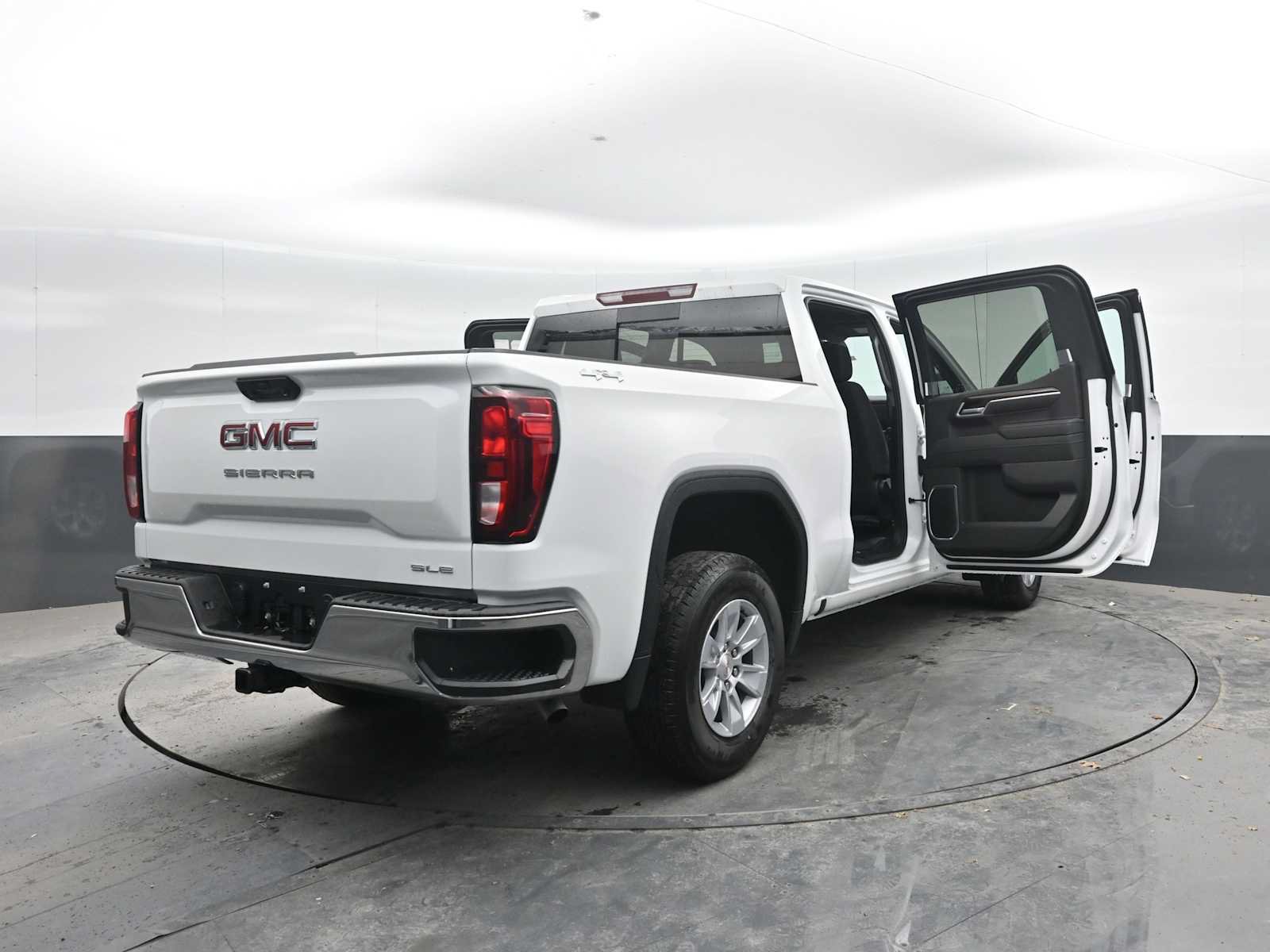New 2026 GMC Sierra 1500 SLE w/ Preferred Package AWD/4WD image 51