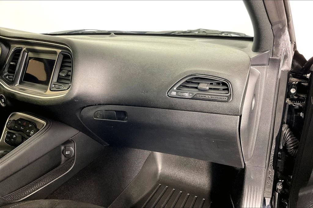 Used 2020 Dodge Challenger R/T RWD image 19