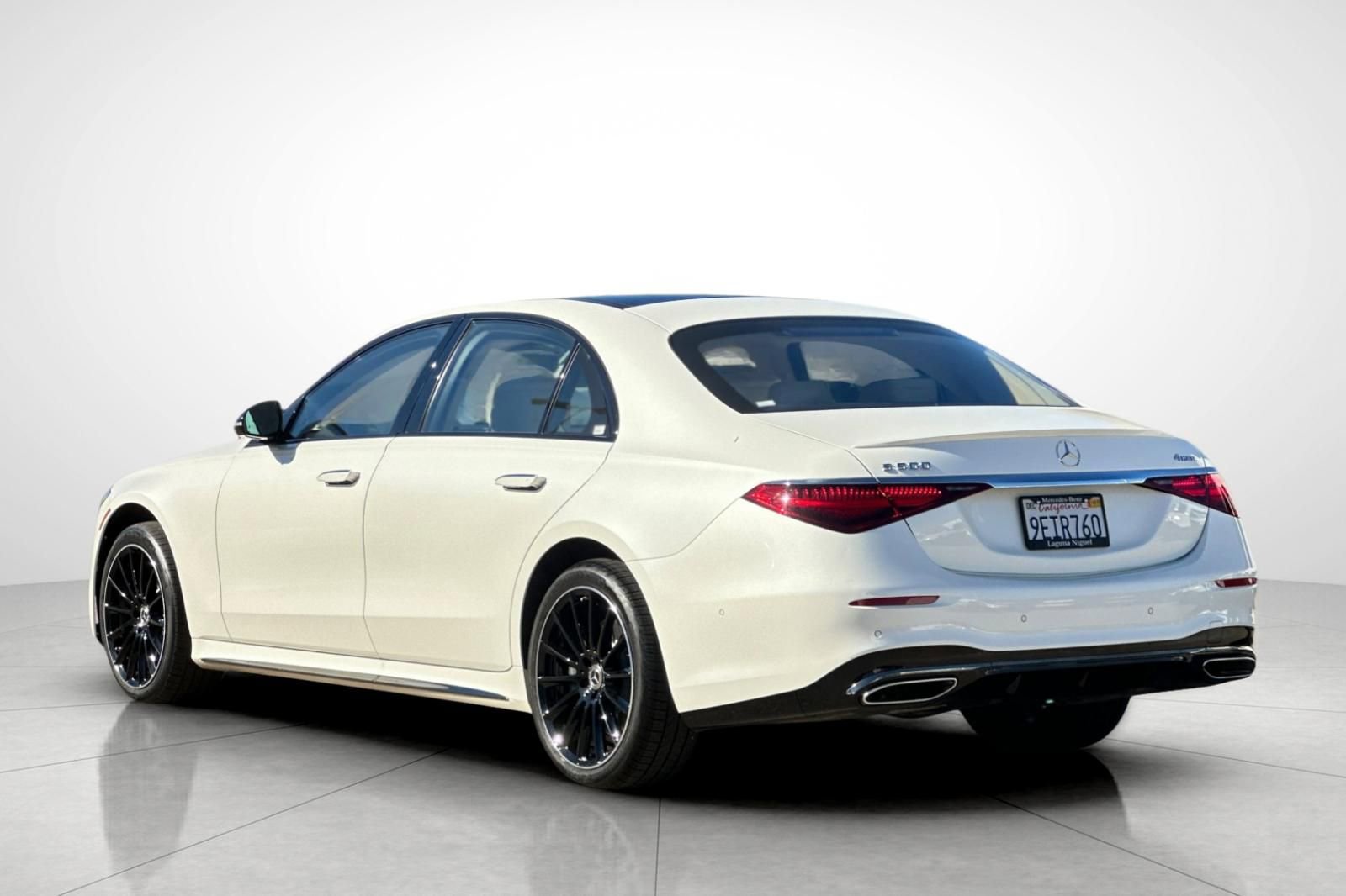 Certified 2023 Mercedes-Benz S 500 4MATIC image 11