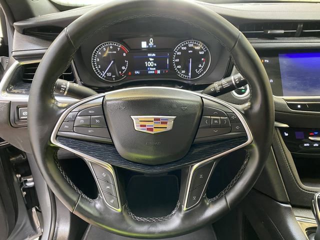 Used 2025 Cadillac XT5 Premium Luxury image 35
