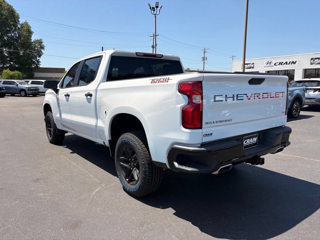 Used 2021 Chevrolet Silverado 1500 LT Trail Boss w/ Bed Protection Package AWD/4WD image 5
