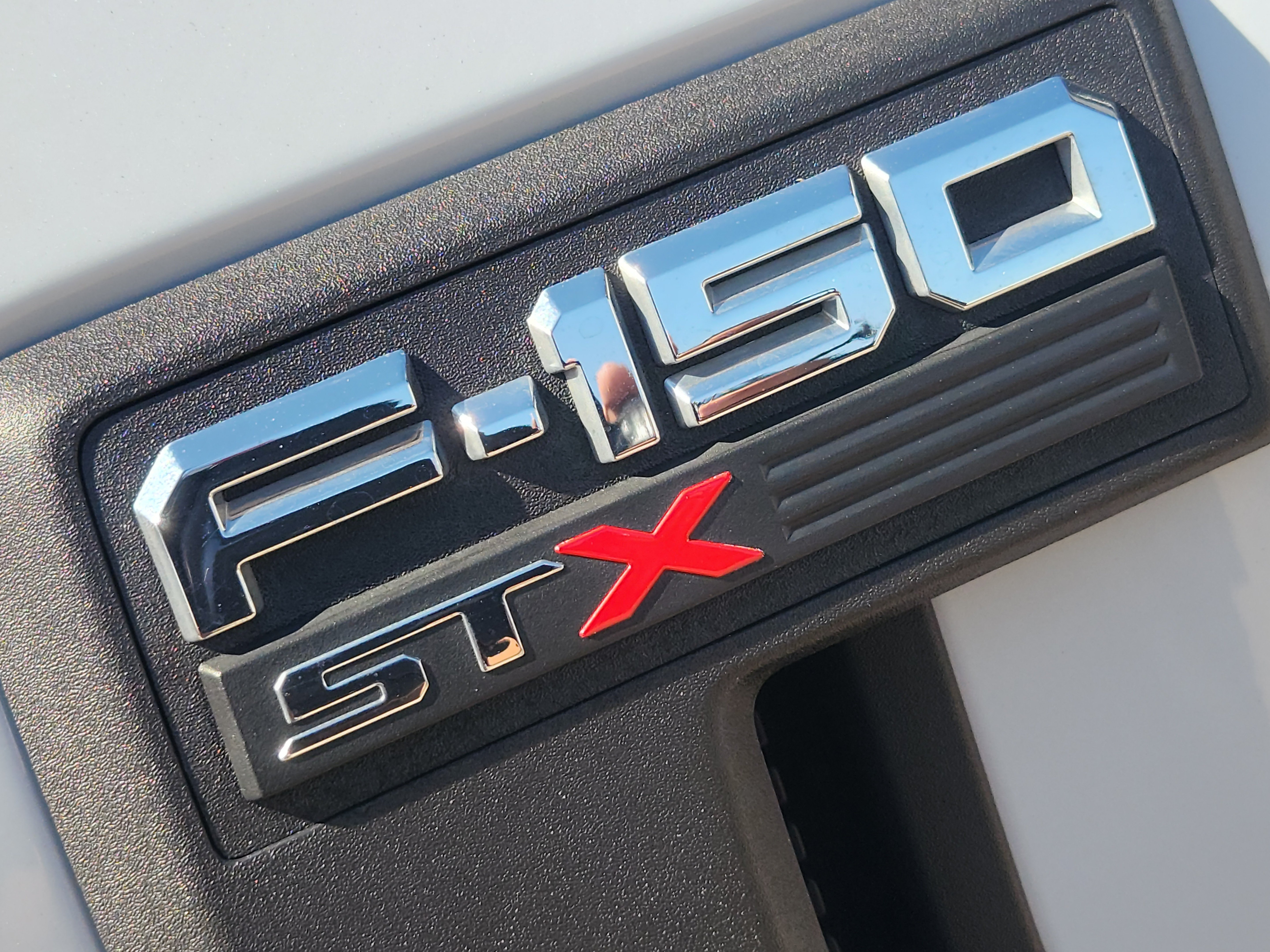 Used 2021 Ford F150 XL w/ STX Appearance Package RWD image 8