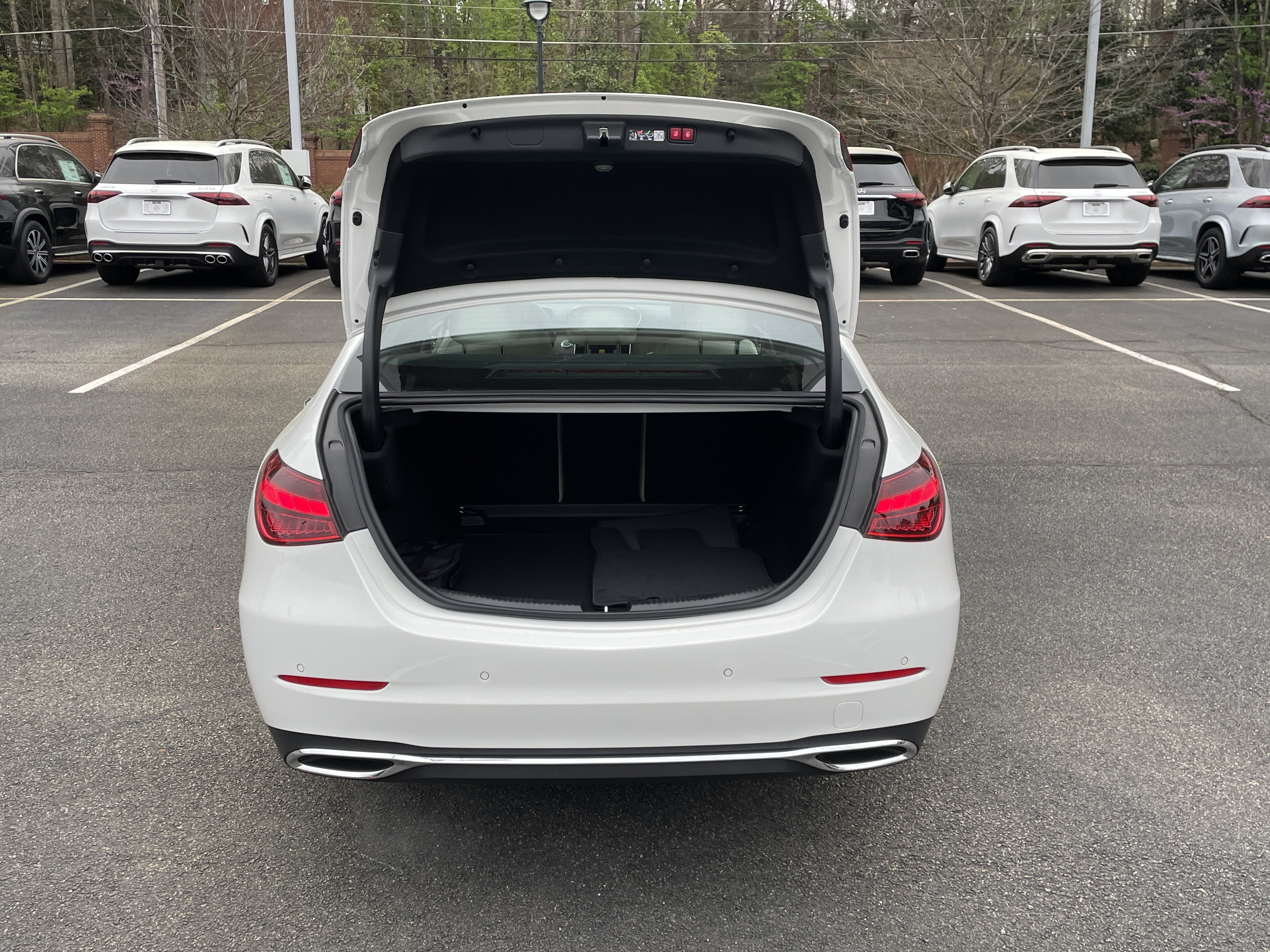 New 2026 Mercedes-Benz C 300 4MATIC Sedan image 8