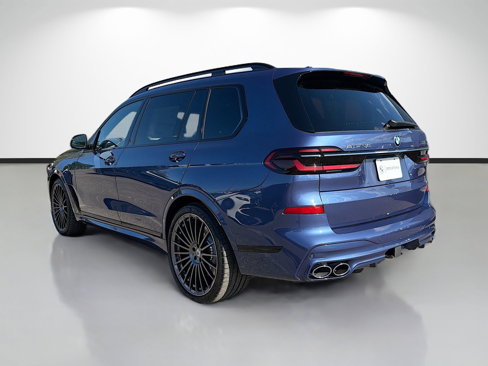 New 2026 BMW ALPINA XB7 image 5