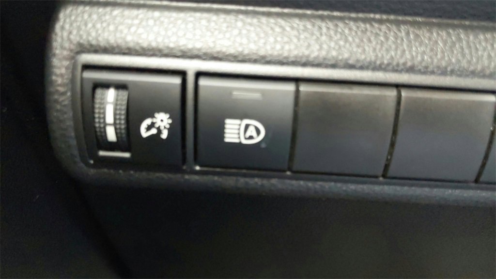 Used 2023 Toyota Corolla LE image 28