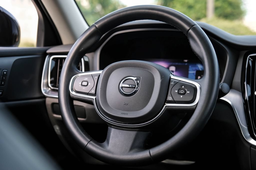 Used 2024 Volvo S60 B5 Core FWD image 15