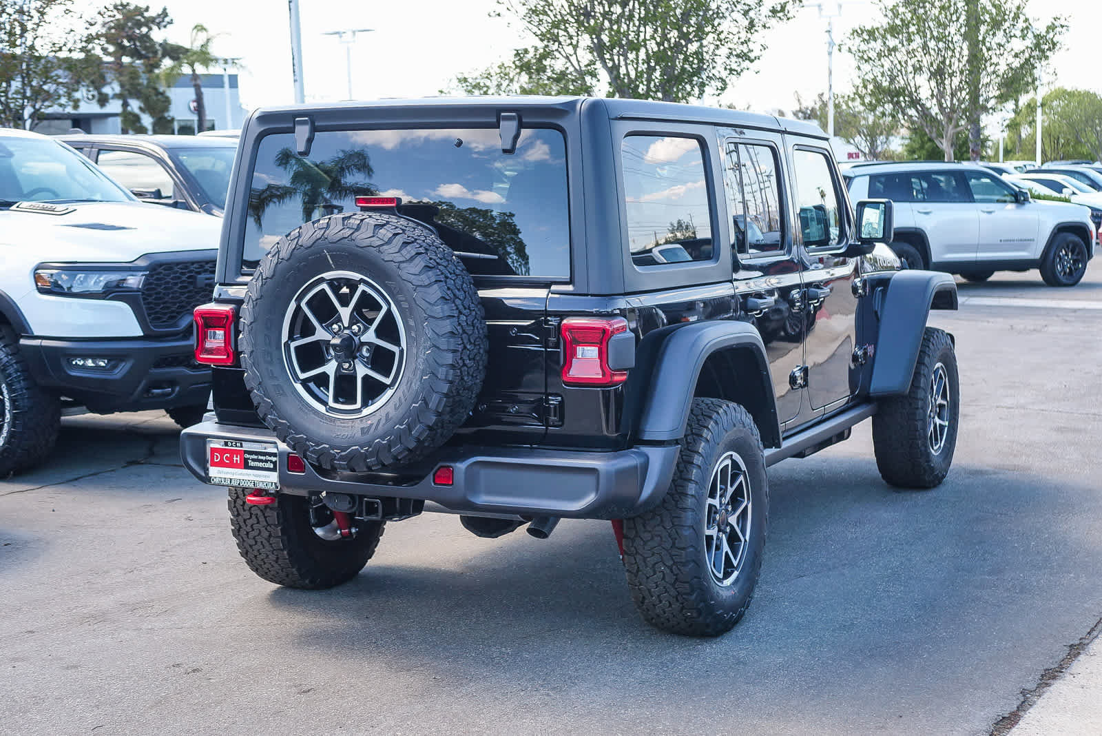 New 2026 Jeep Wrangler Unlimited Rubicon AWD/4WD image 4