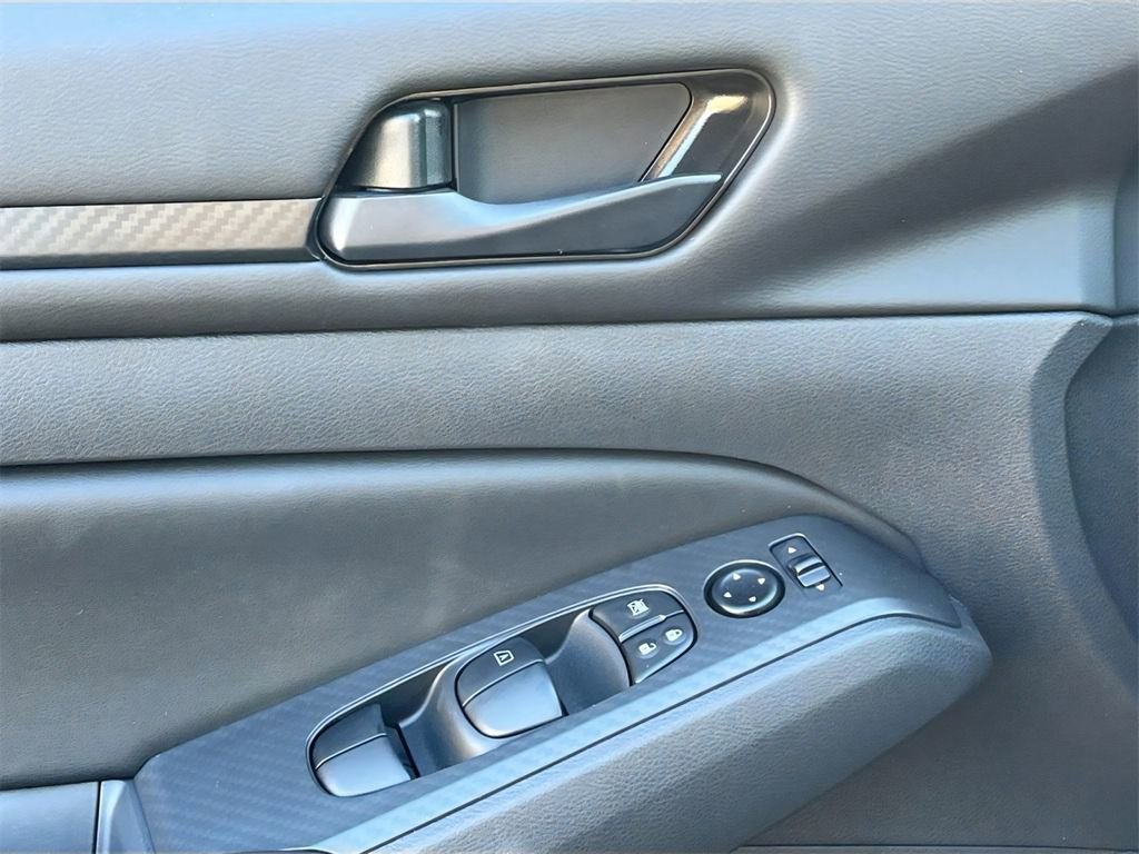 Certified 2025 Nissan Altima 2.5 S image 19
