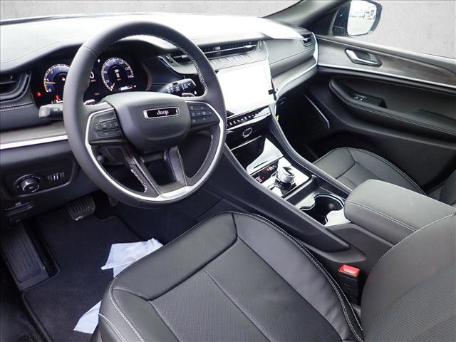 New 2026 Jeep Grand Cherokee Limited Reserve image 12