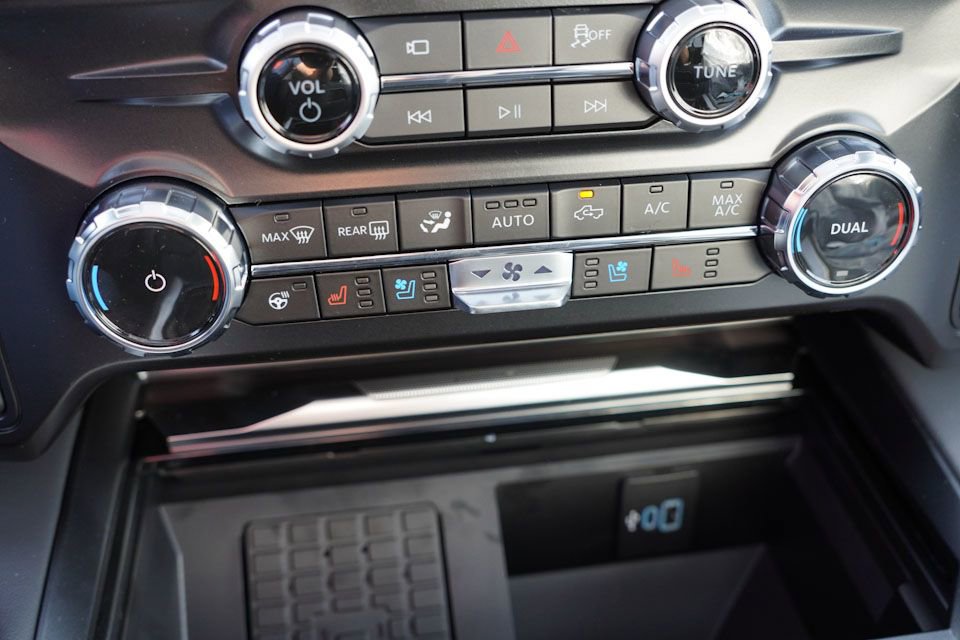 New 2026 Ford F250 Platinum image 15