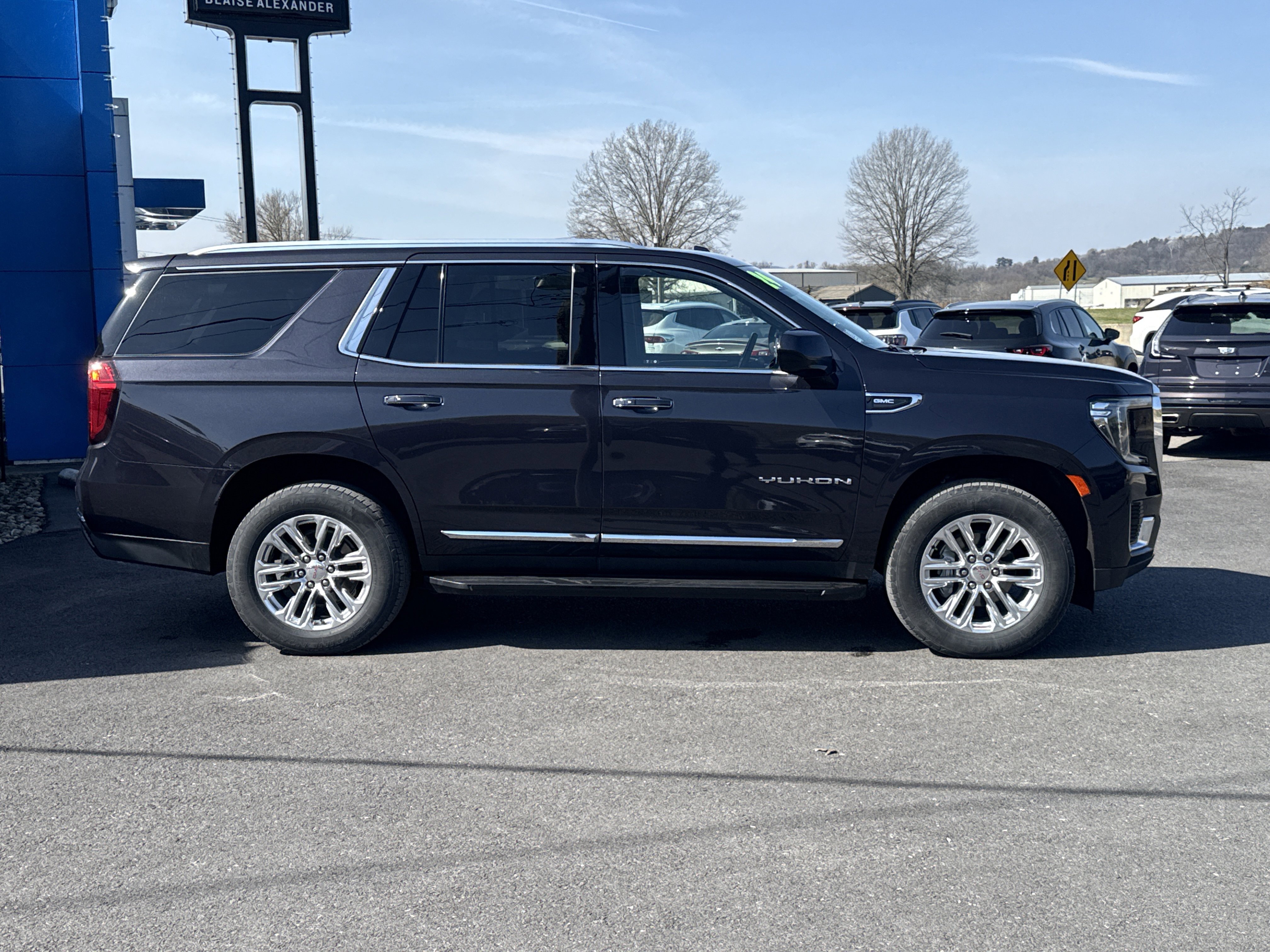 Used 2024 GMC Yukon SLT video 2