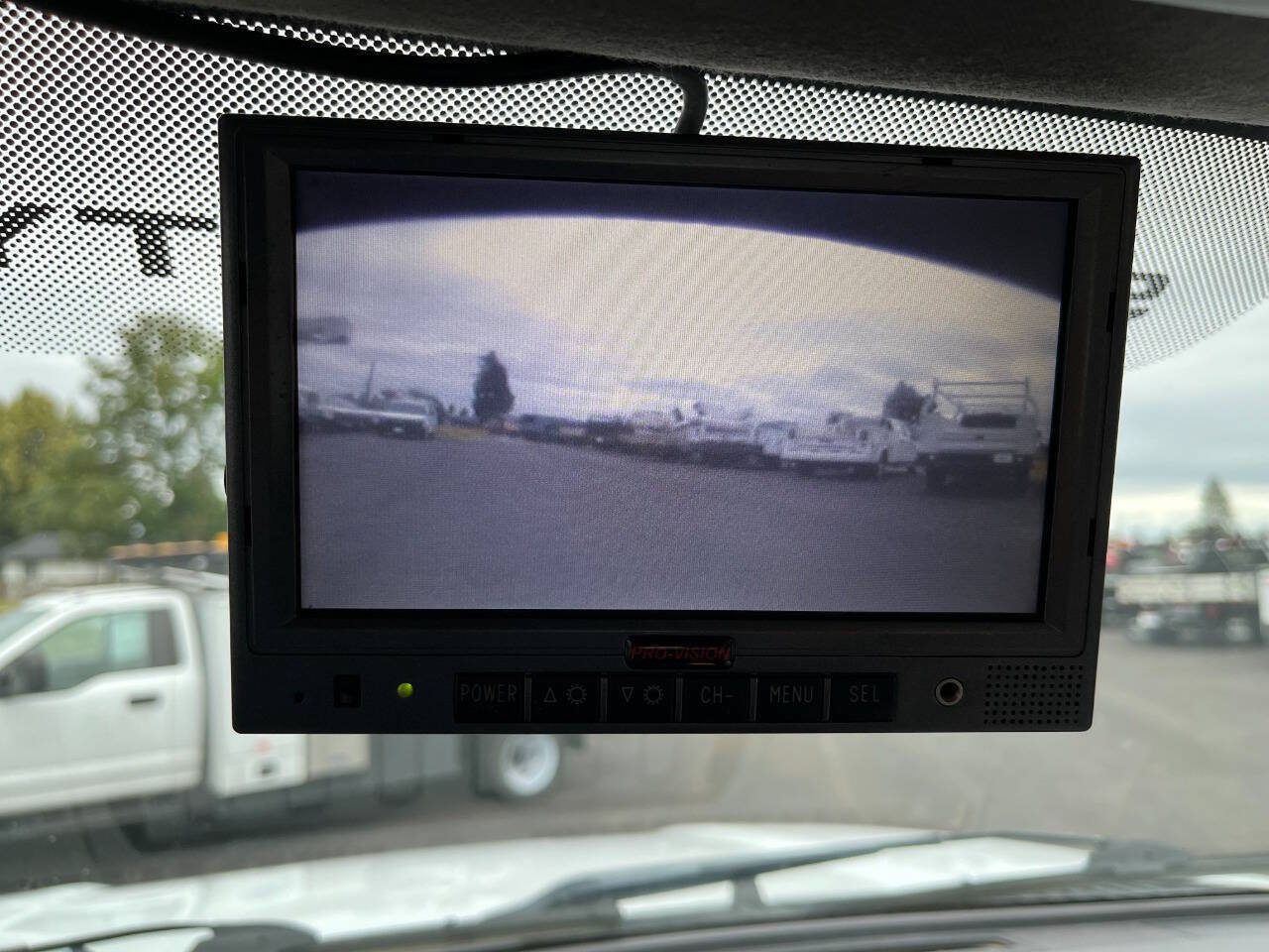 Used 2017 Ford F750 2WD Regular Cab Super Duty image 13