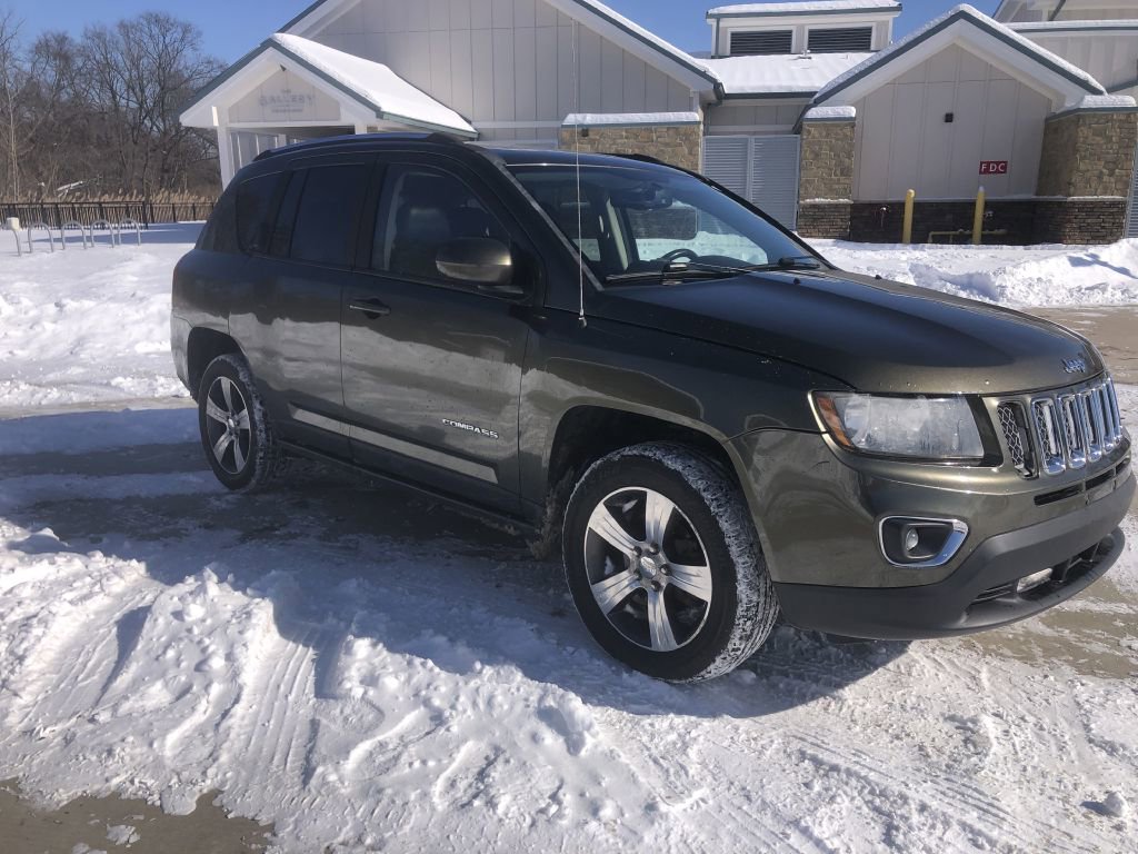 Used 2016 Jeep Compass High Altitude image 12