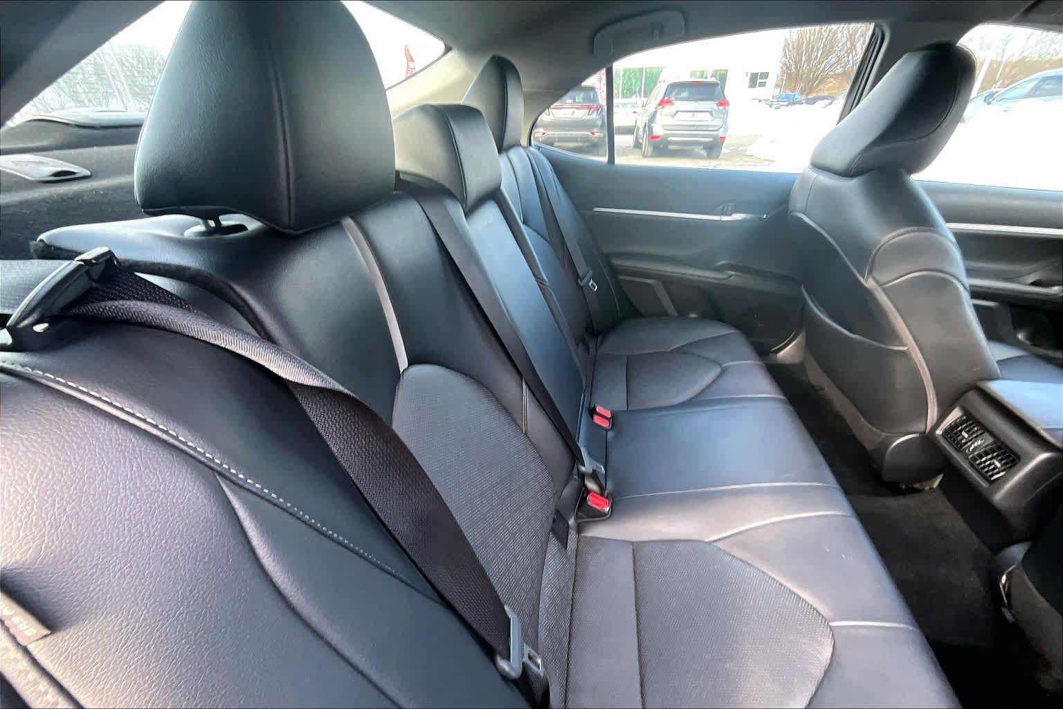Used 2022 Toyota Camry XSE FWD image 20