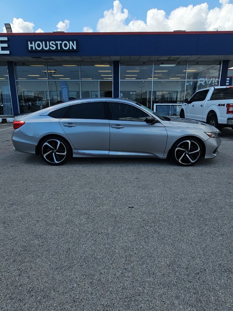 Used 2022 Honda Accord Sport image 8